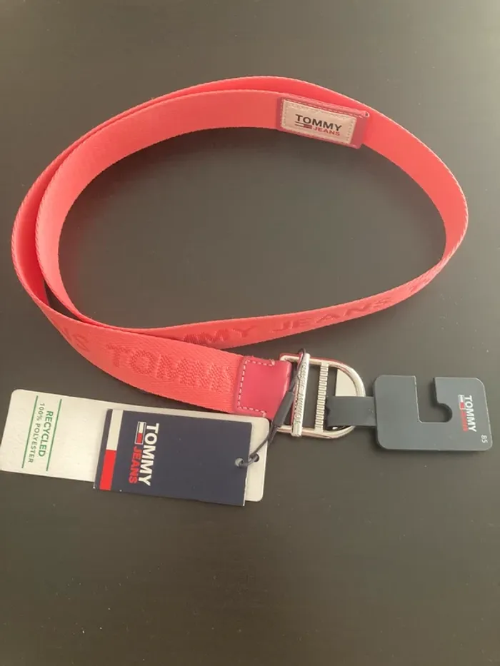 Tommy Hilfiger ceinture rose foncé écriture taille 85