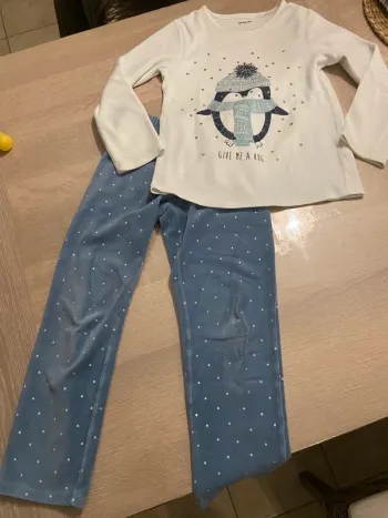 Pyjama velours, 10 ans fille