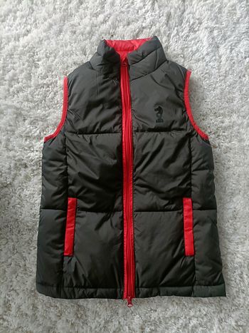 Vente sans manches little knight en 9/10 ans