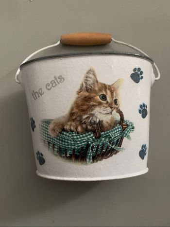 Petit rangement chat