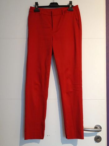 Pantalon rouge cache-cache
