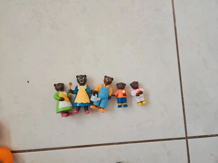 Figurines petit ours brun AB Q
