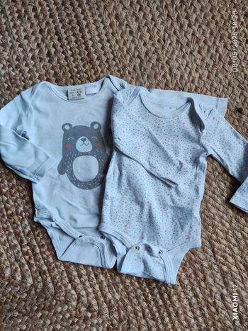 Lot 2 bodies ML 6 mois