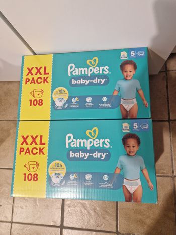 216 couches Pampers baby-dry taille 5