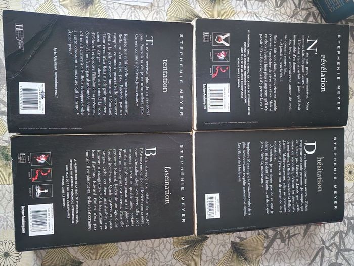 Lot Twilight dvds + livres - photo numéro 8