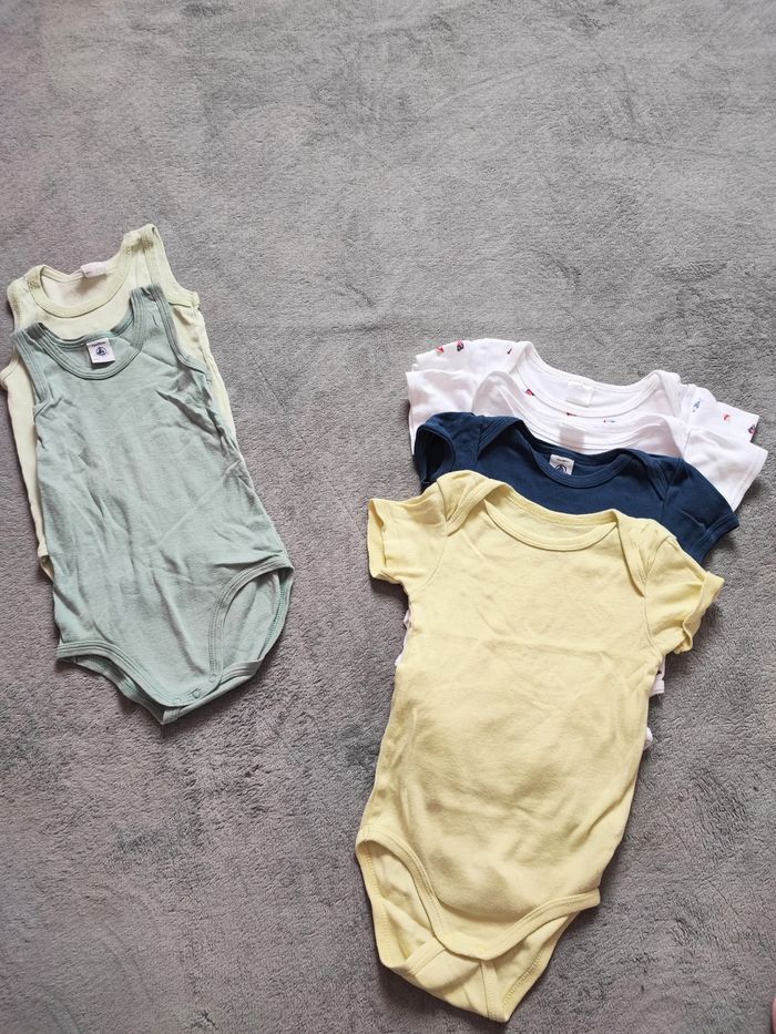 Lot de 6 bodies 24 mois (86 cm)