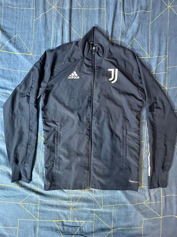 Veste Juventus x Adidas - Taille S - Bon état 