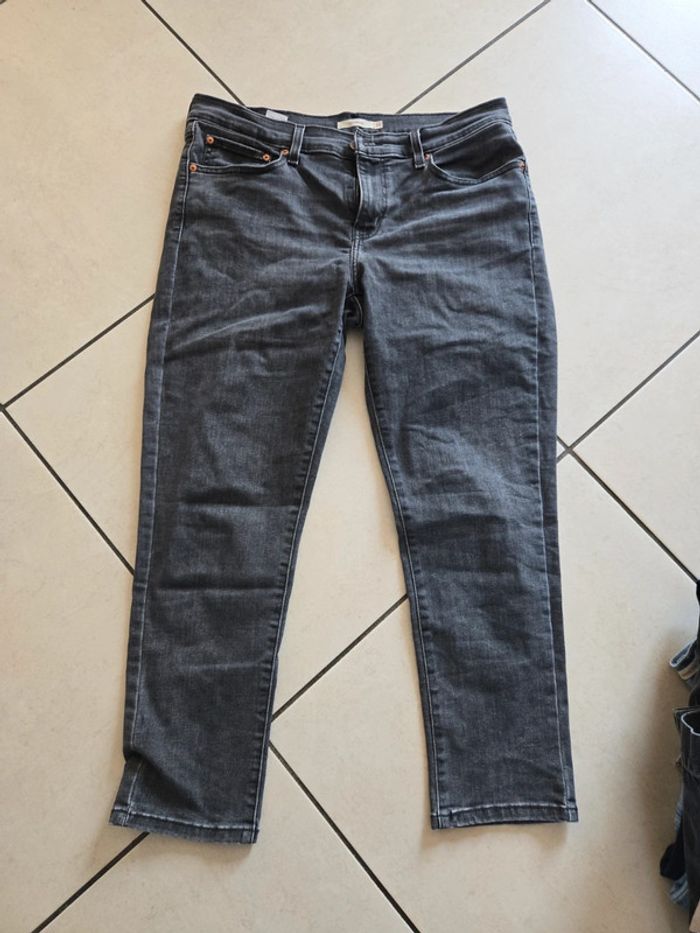 Jean levis boyfriend