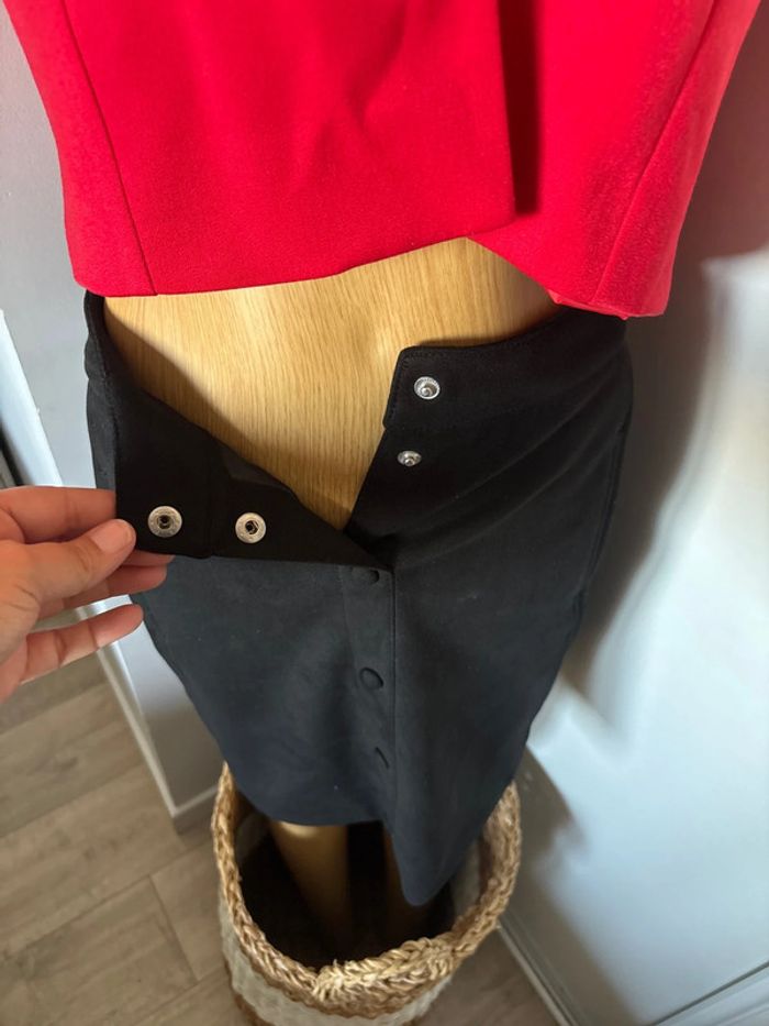 Jupe courte taille 34 - photo numéro 4