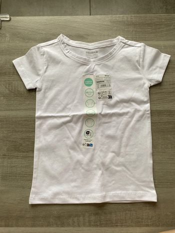 T-shirt manches courtes col rond 98/104 cm