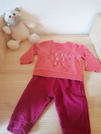 Tenue sweat et jogging 6 mois