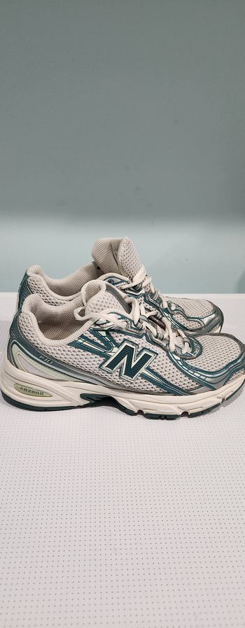 Baskets new balance neuves 37.5