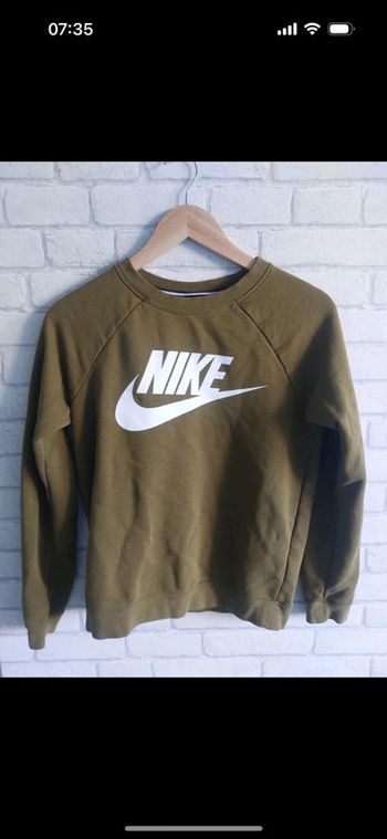 Sweat Nike taille XS