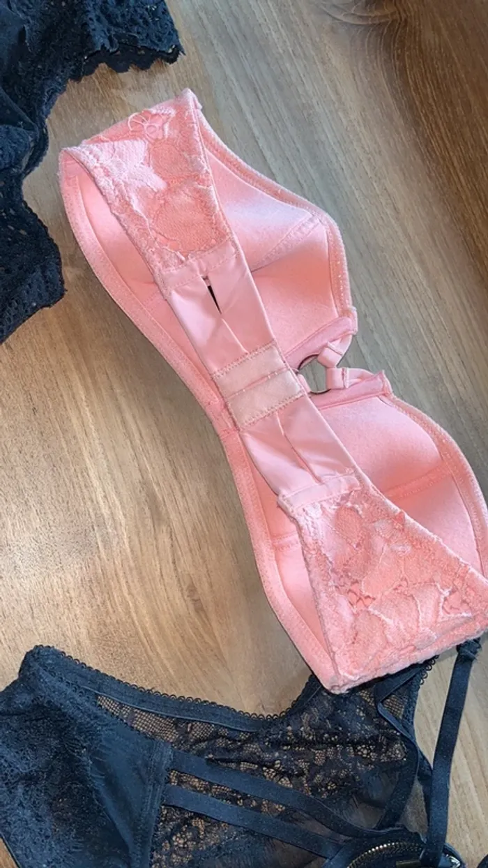 Lot de 4 sous vêtements undiz taille S et 90B - photo numéro 7