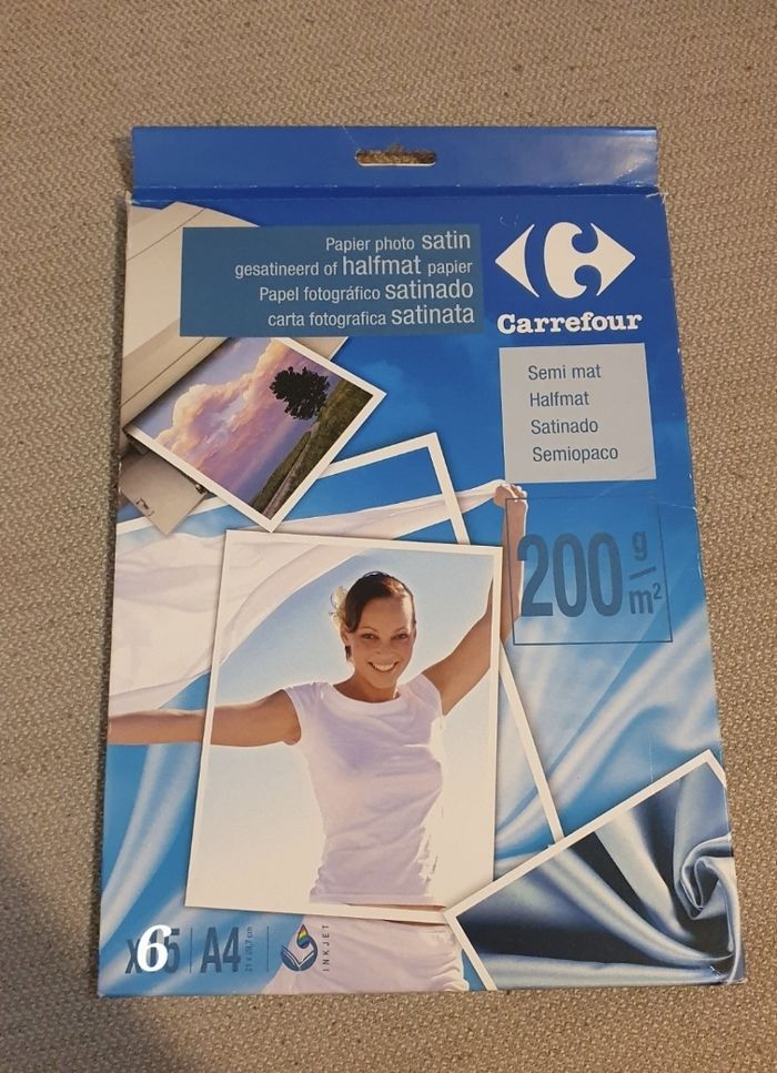 Papier photo satin semi mat A4 , 6  feuilles