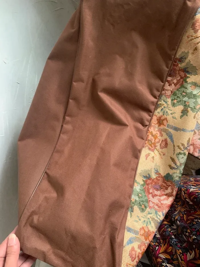 Grand sac vintage fourre tout +petit sac modèle tapisserie florale devant - photo numéro 8