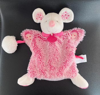 Doudou et compagnie, souris, marionnettes rose