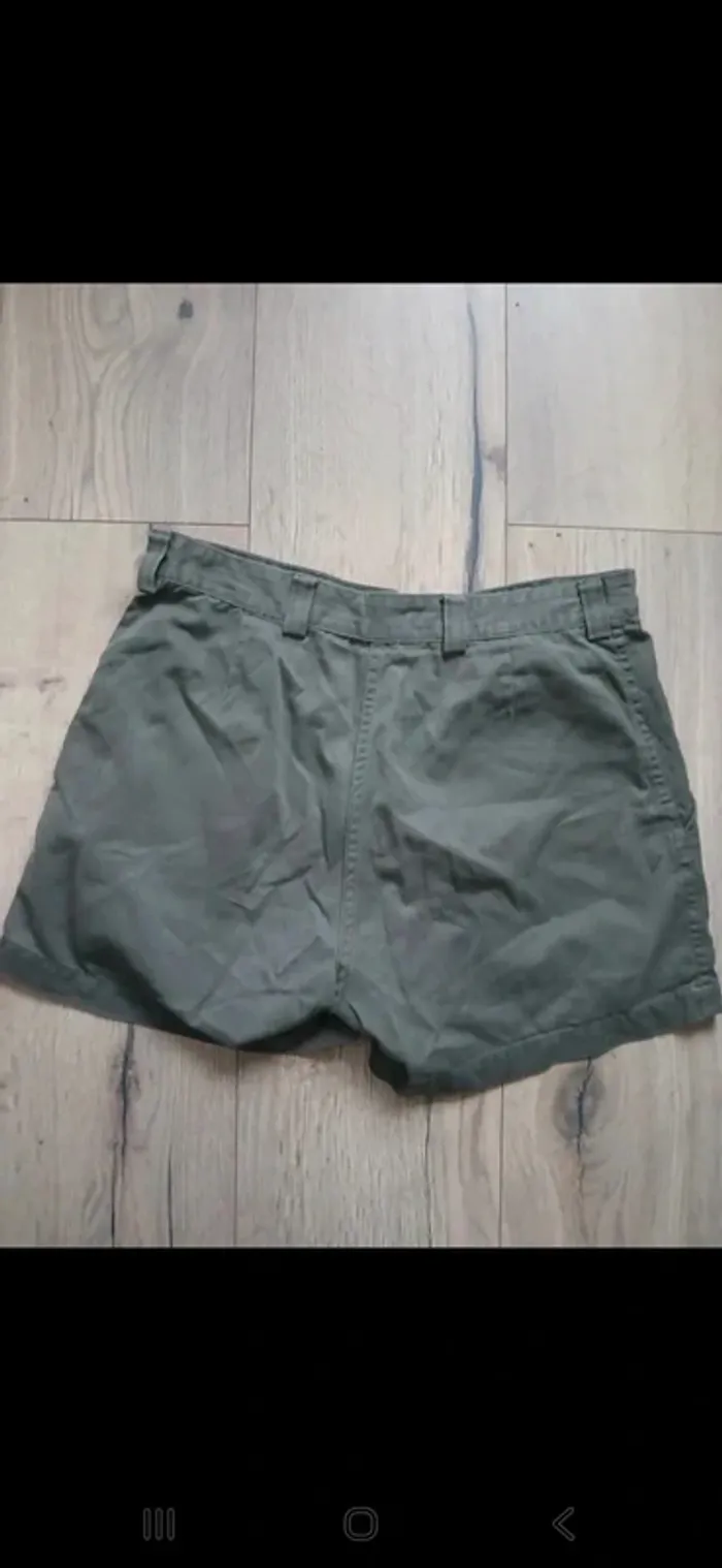 Short militaire vintage kaki 40 - photo numéro 3