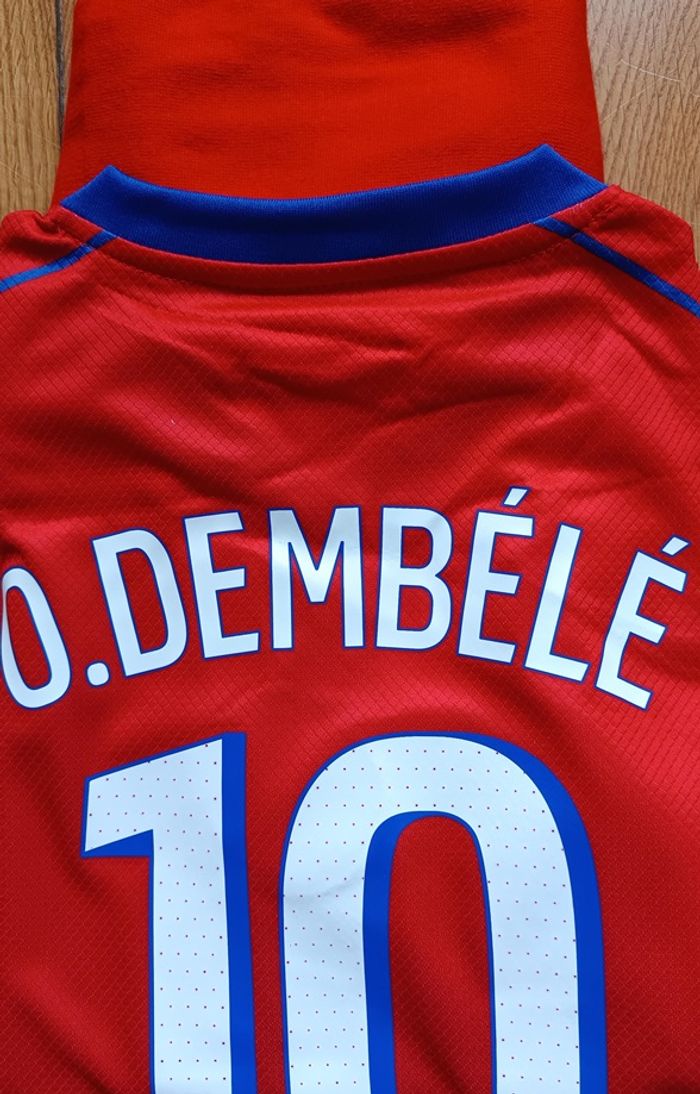 Kit football Dembélé sport taille 14 ans modèle rouge Etoiles - photo numéro 4