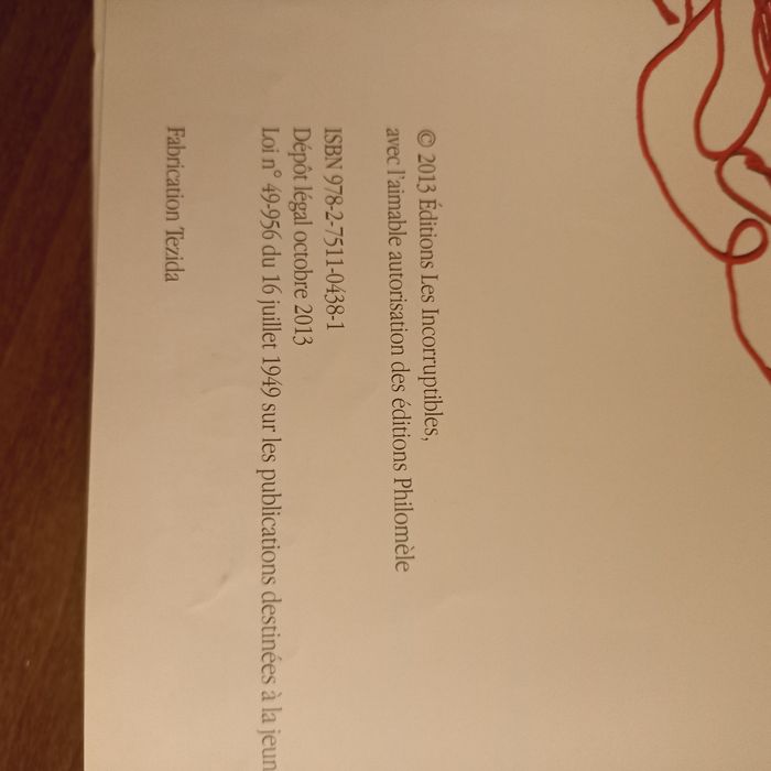 Livre le fil rouge - photo numéro 2