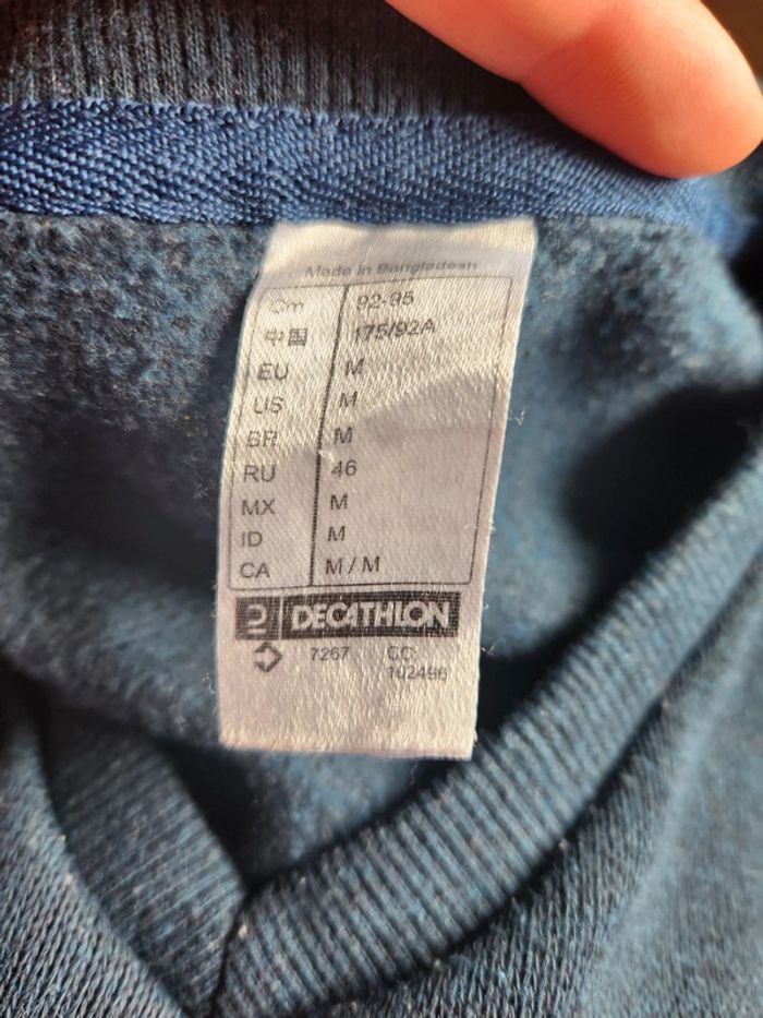 Pull Decathlon taille M bleu marine - photo numéro 4