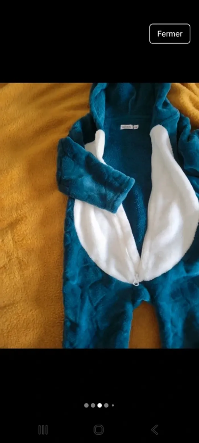 Surpyjama 12 mois gemo très peu porté 
2 3 fois 
Antidérapant ce décolle a un pied voir photo - photo numéro 3