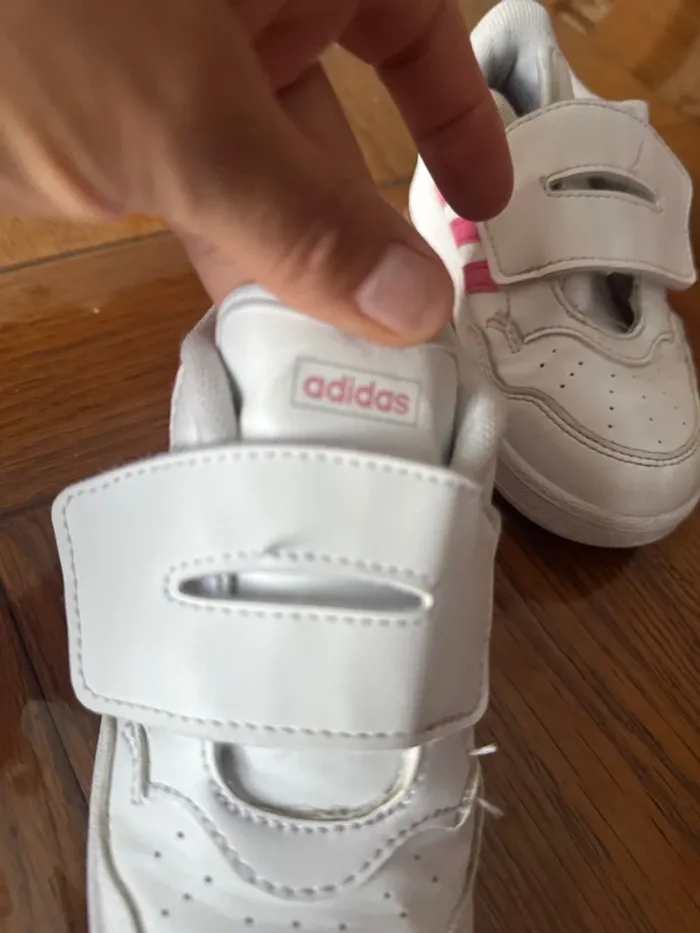 Basket   Fille adidas  pointure 27 - photo numéro 6