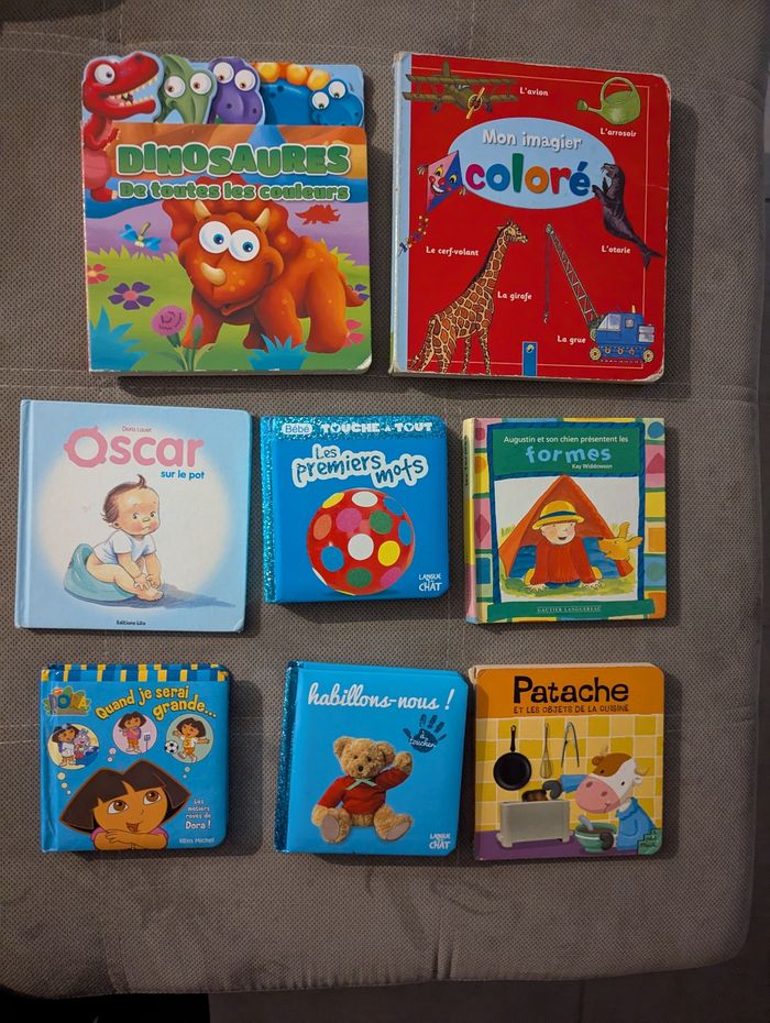 Lot de 8 livres bébé/ jeune enfant