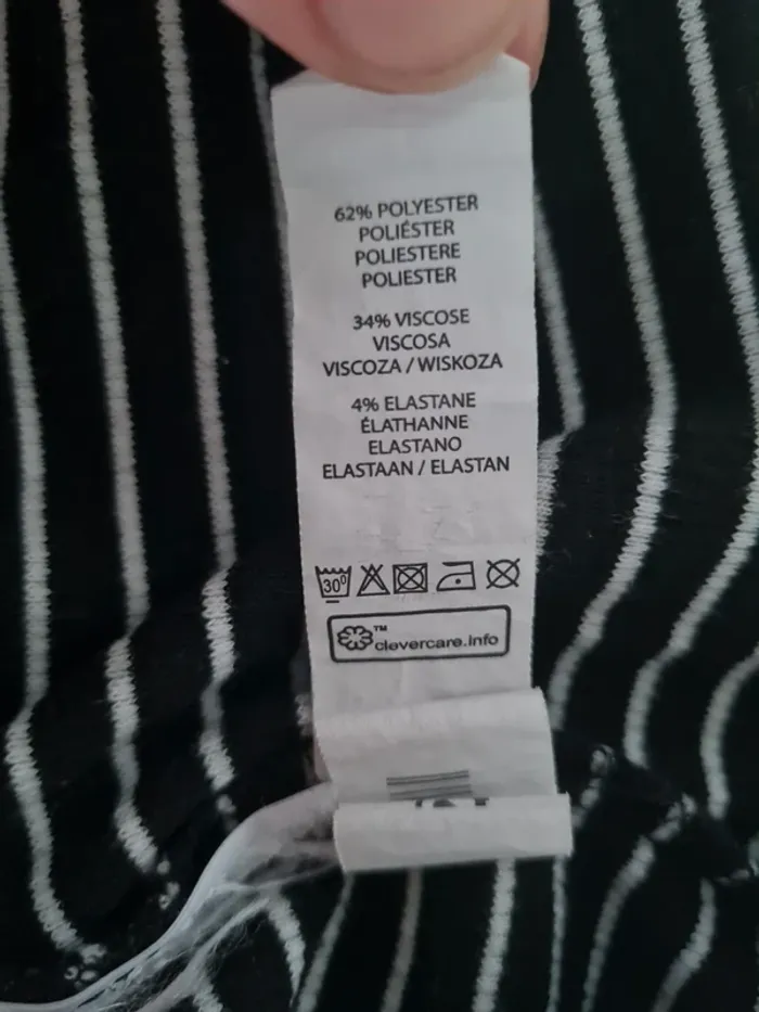 Top Monoprix rayé noir et blanc - photo numéro 4