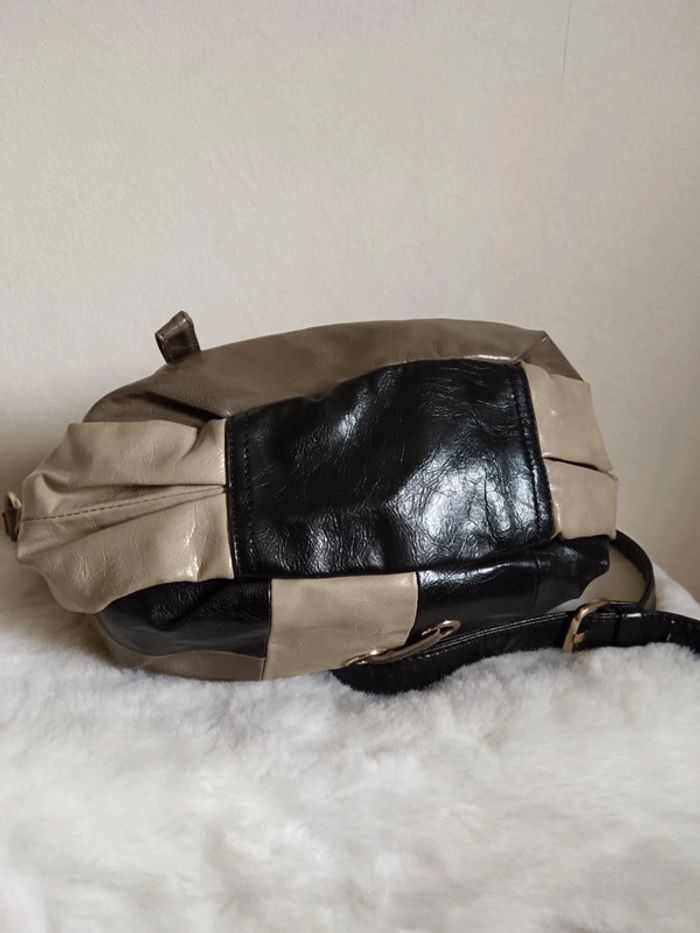 Sac bandoulière Guess vintage - photo numéro 10