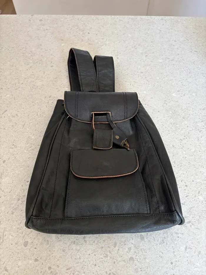 Petit sac à dos pour femme en cuir