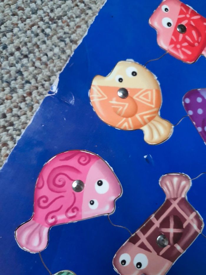 Puzzle aimanté en bois thème poisson banquise - photo numéro 3