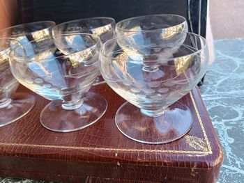 6 coupes en verre gravé