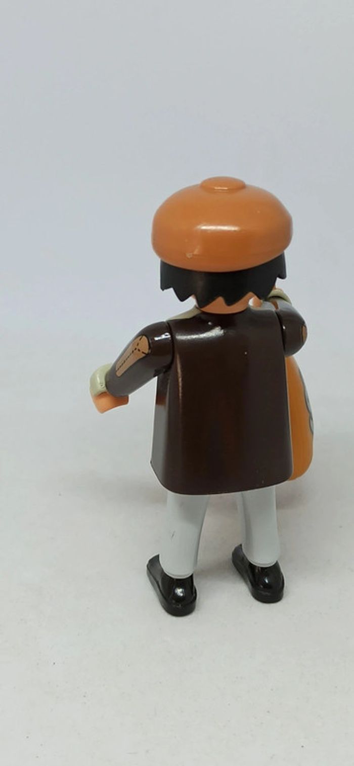 Homme voleur avec sac et pantalon à rayures playmobil - photo numéro 3