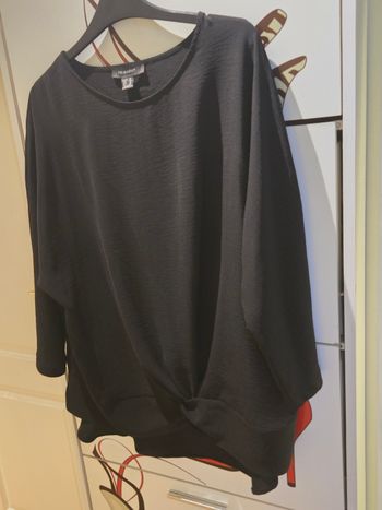Blouse noire avec noeud T.44 Primark neuve