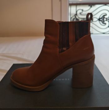 Bottines à talons Even&Odd. Pointure 39.