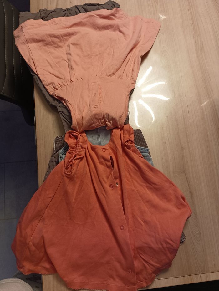 Lot de 5 robes - photo numéro 3