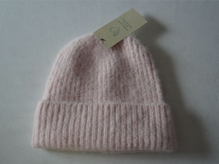 Bonnet rose tout doux neuf pour Femme - photo numéro 2