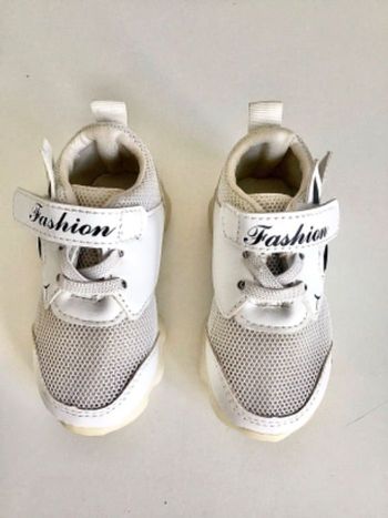 Baskets blanches P 21