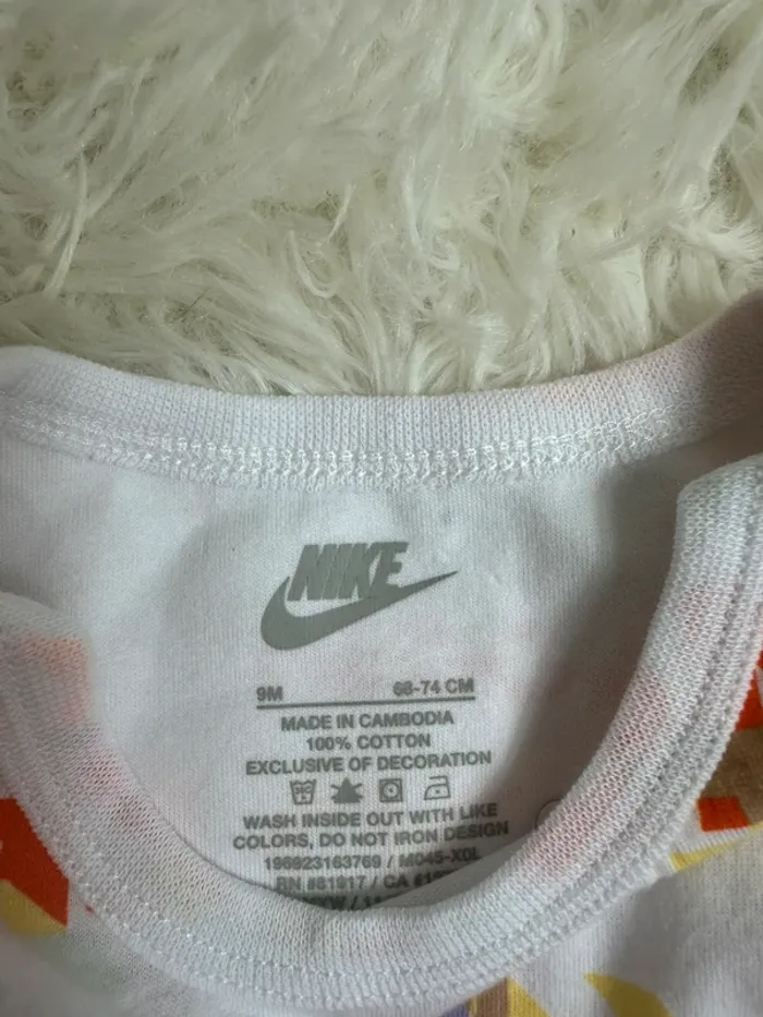 Ensemble pantalon body Nike taille 9 mois - photo numéro 4
