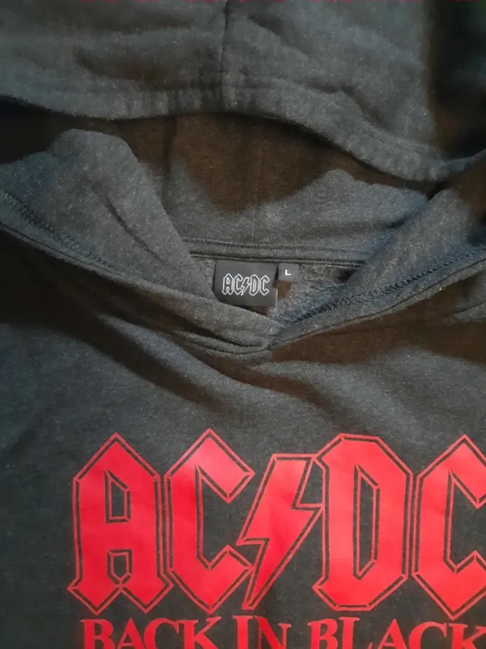Pull à capuche AC/DC taille L - photo numéro 2