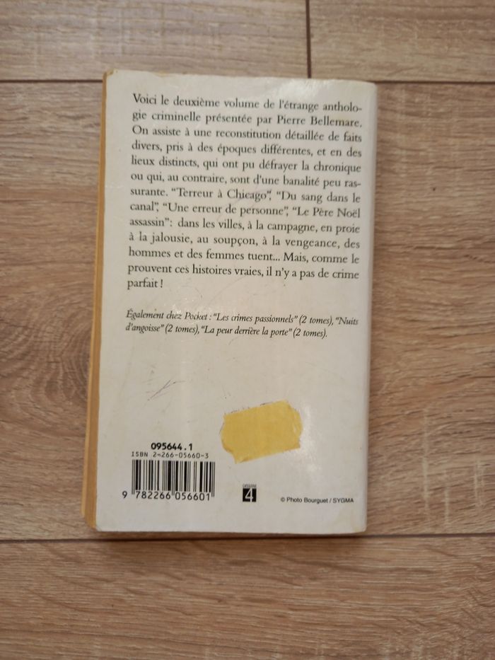 Livre crime de sang tome 2 de Pierre Bellemare - photo numéro 2