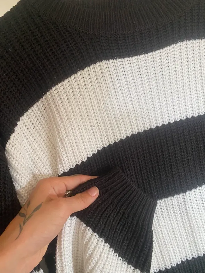 Pull rayé - photo numéro 5