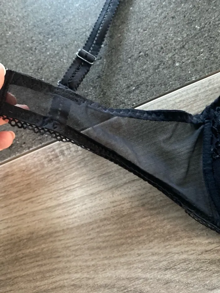 Soutien-gorge à coque   noire fantaisie - photo numéro 5