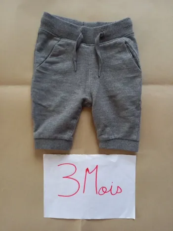 Pantalon (jogging) 3 mois