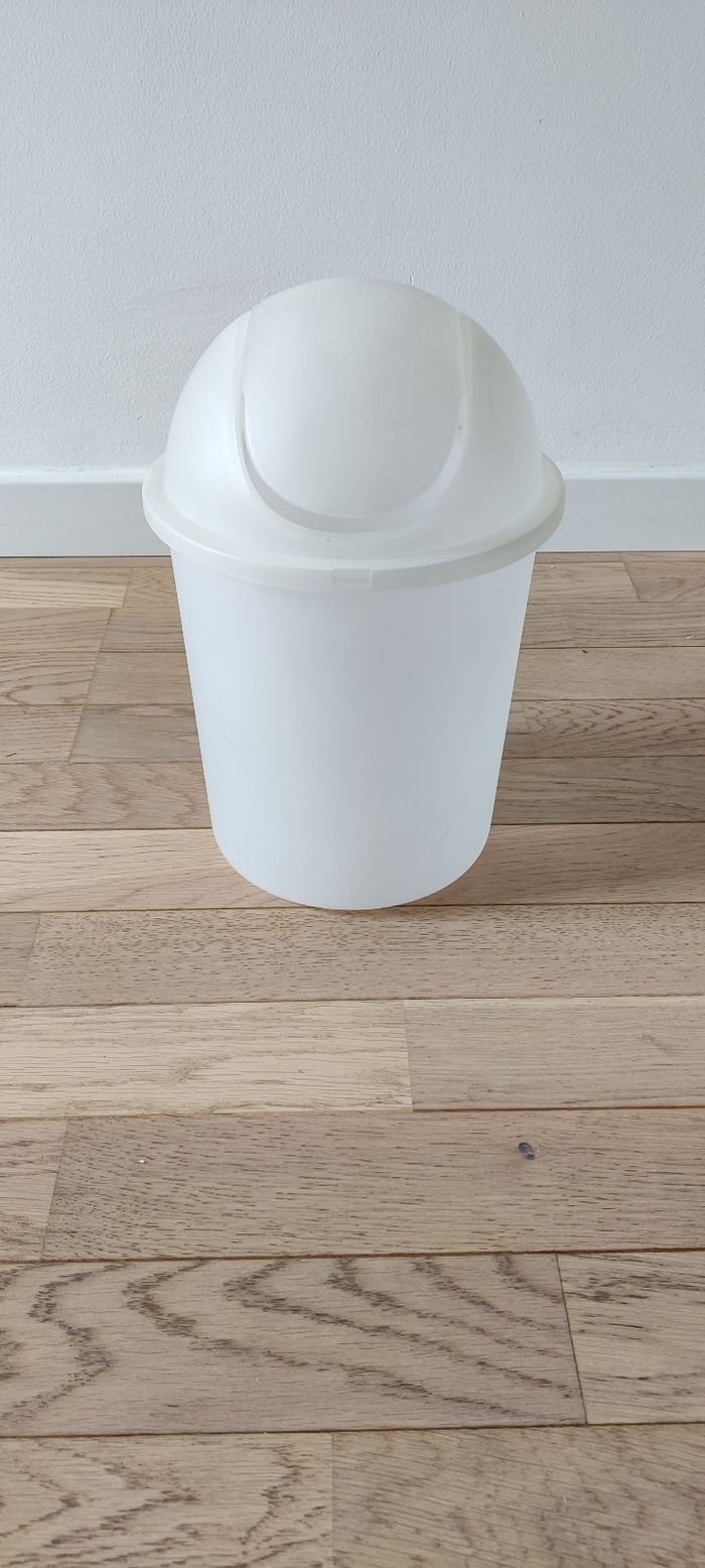 Poubelle ronde blanche