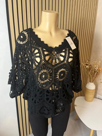 Top en crochet noir