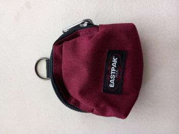 Petit porte-clé porte-monnaie Eastpak 