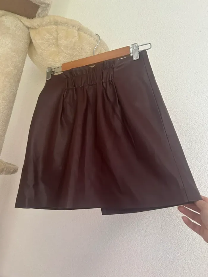 Jupe Mango neuve - photo numéro 2