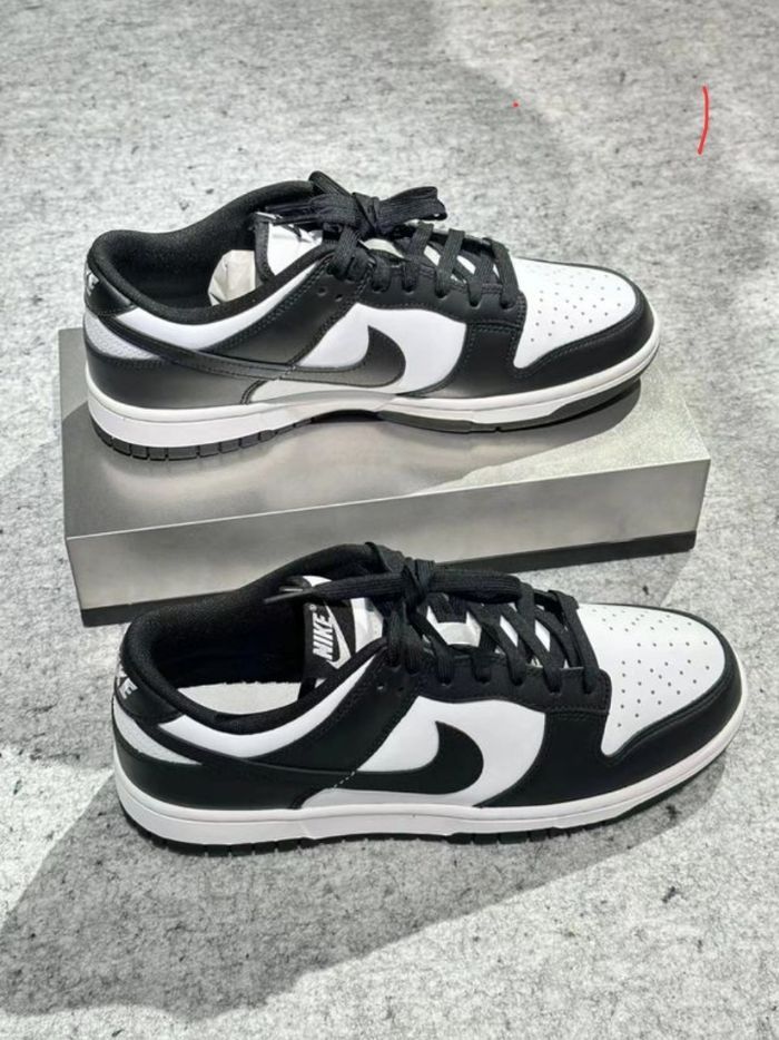 Dunk nike excellent état - photo numéro 2